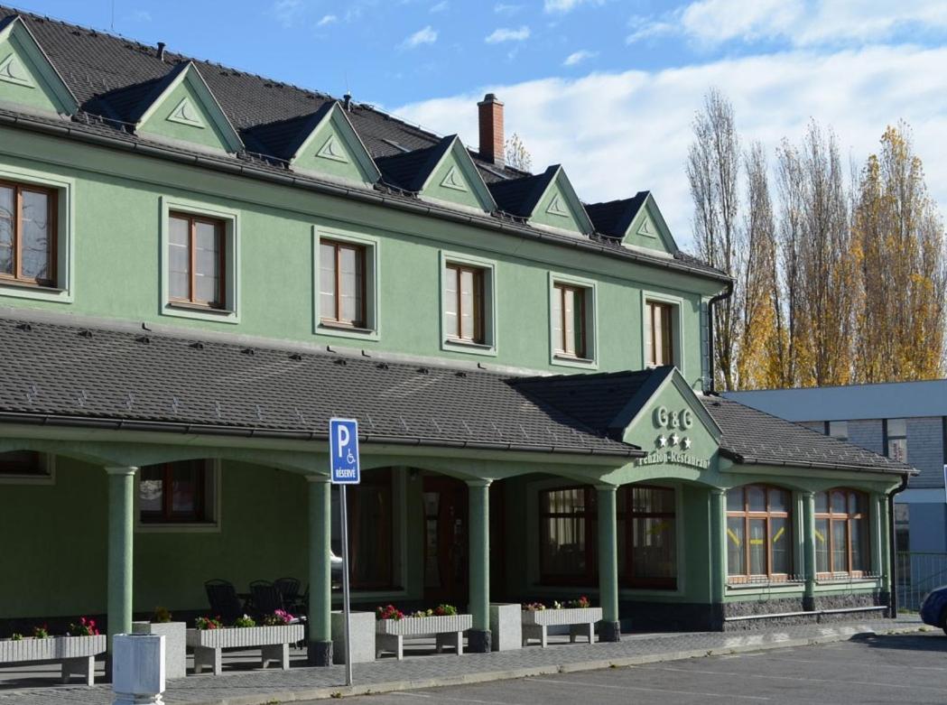 G&G penzion Sala Exteriér fotografie